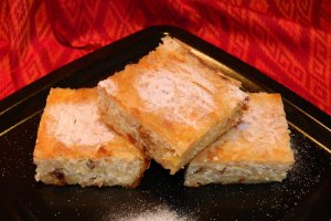 Vargabeles (Budinca cu paste, branza si stafide)