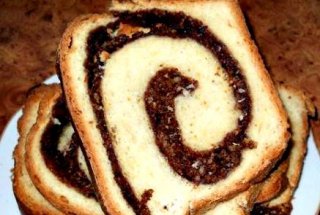 Cozonac cu nuca