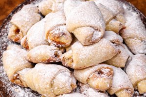 Cornulete fragede cu nuca (Post)
