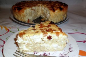 Budinca de paste cu branza si stafide