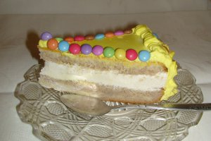 Tort cu crema de caramele