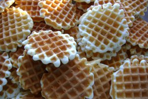 Reteta de faguri moi umpluti cu crema de cacao