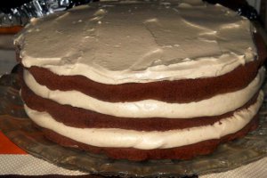 Tort de caramel si ciocolata