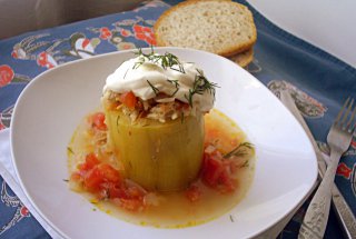 Reteta gustoasa de dovlecei umpluti cu carne