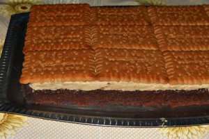 Tort de biscuiti cu cafea