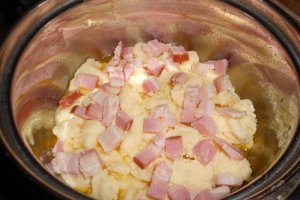 Bulz ardelenesc cu kaizer si mozzarella