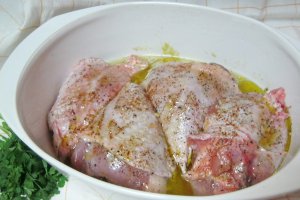 Curcan in sos de lamaie