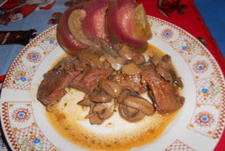 Ceafa de porc cu ciuperci