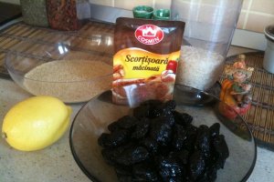 Reteta delicioasa de post cu orez si prune uscate