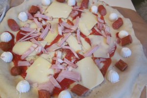 Pizza cu miez de lapte 2