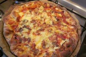 Pizza cu miez de lapte 2
