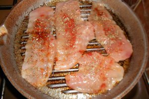 Salata Caesar cu telemea si cascaval
