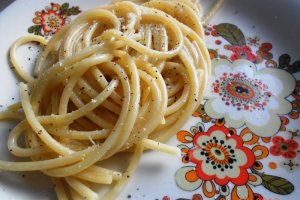 Bucatini "cacio e pepe"