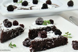 Kkladkaka - Prajitura suedeza cu ciocolata