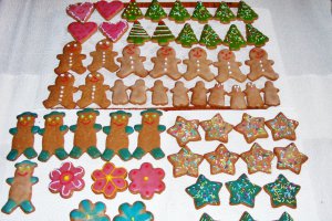 Biscuiti cu migdale si ciocolata pentru Craciun