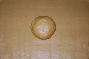 Prajitura cu suc de rosii si crema de portocala