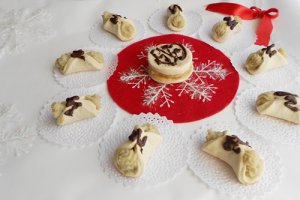 Biscuiti mentolati, cu crema de fructe