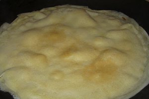 Clătite cu ciocolată/dulceaţă de vişine