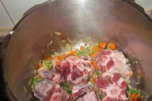 Coada de vitel cu naut