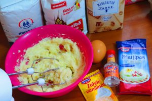 Fursecuri cu martipan