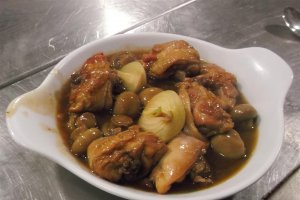 Pui cu ciuperci acoperit cu foietaj