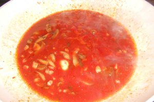 Spaghete cu pancetta si ciuperci