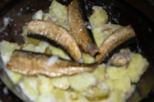 Salata de cartofi cu maioneza de telina si sprot afumat
