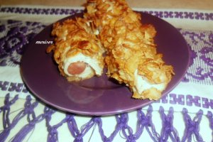 Rulouri de pui cu carnat si fulgi de porumb, la cuptor