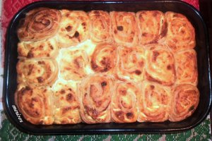 Placinta spiralata cu branza in foietaj de casa