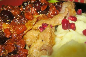 Friptura de curcan in vin cu piure de cartofi si chutney de merisoare si goji(Zepter)