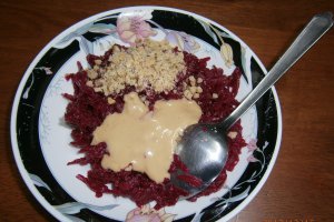 Salata de sfecla rosie specifica  Levantului -“Mutabal shamandar”
