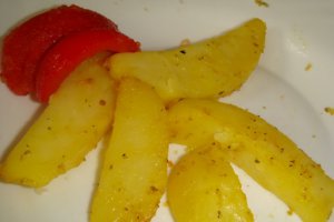 Cartofi cu mustar la cuptor