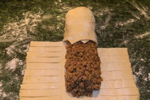 Placinta impletita cu carne