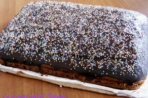 Prajitura cu crema de ciocolata si visine