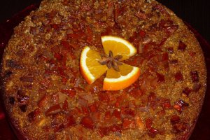 Cozonac cu nuca, portocala caramelizata si ciocolata