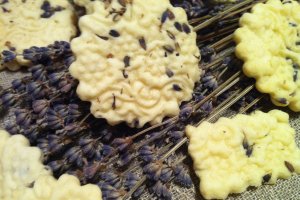 Biscuiti cu levantica