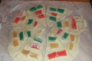 Cornulete cu magiun si rahat