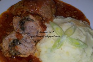 Rulouri de porc cu ciuperci