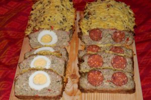 Aperitiv rulada de carne