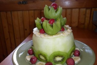 Tort din fructe