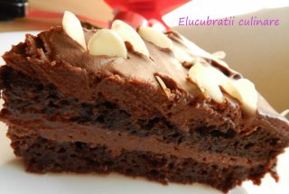 Tort Amaretto cu ciocolată