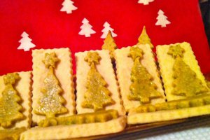 Biscuiti cu fistic si martipan