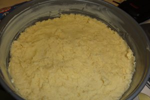 Prajitura cu mousse de mere si budinca de vanilie