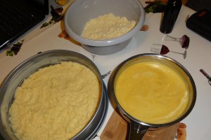 Prajitura cu mousse de mere si budinca de vanilie