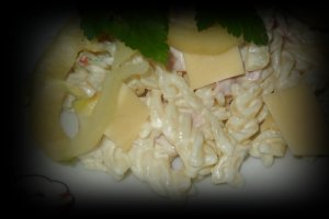 Salata de paste cu sunca