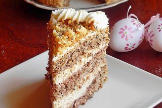 Tort cu nuca si crema mascarpone