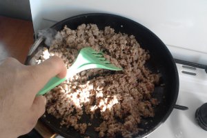 Penne con ragu' di salsiccia (carnati)