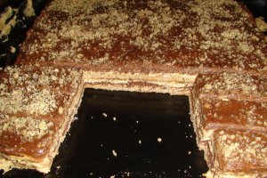 Prajitura cu nuca si crema Inka
