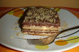 Prajitura cu nuca si crema Inka
