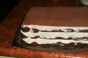 Tiramisu reţetă originala, cu frisca, mascarpone si cafea